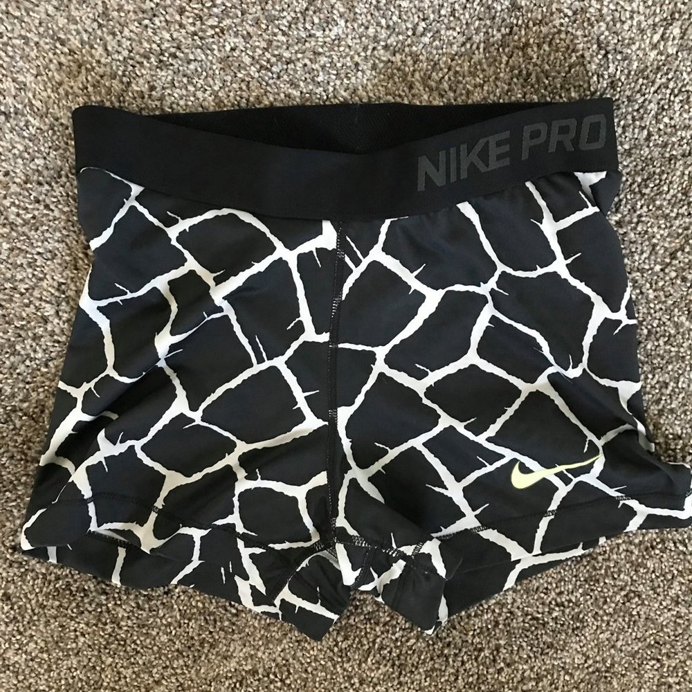 nike spandex shorts